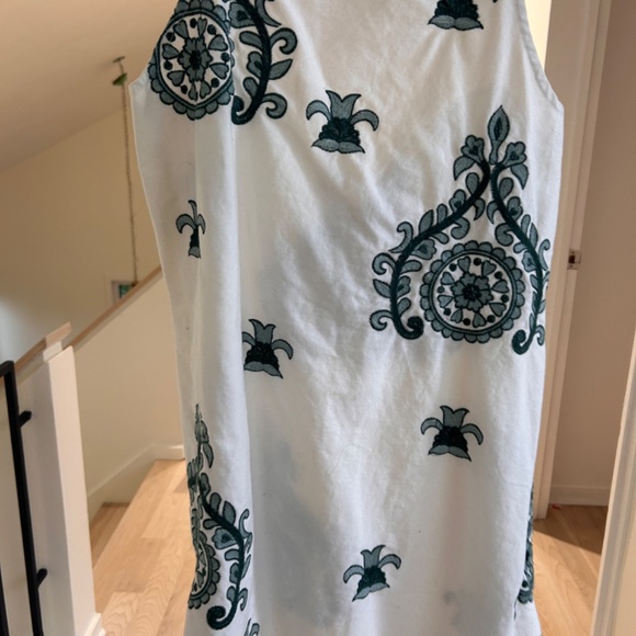 Summery Zara white and green dress - Picture 4 of 5